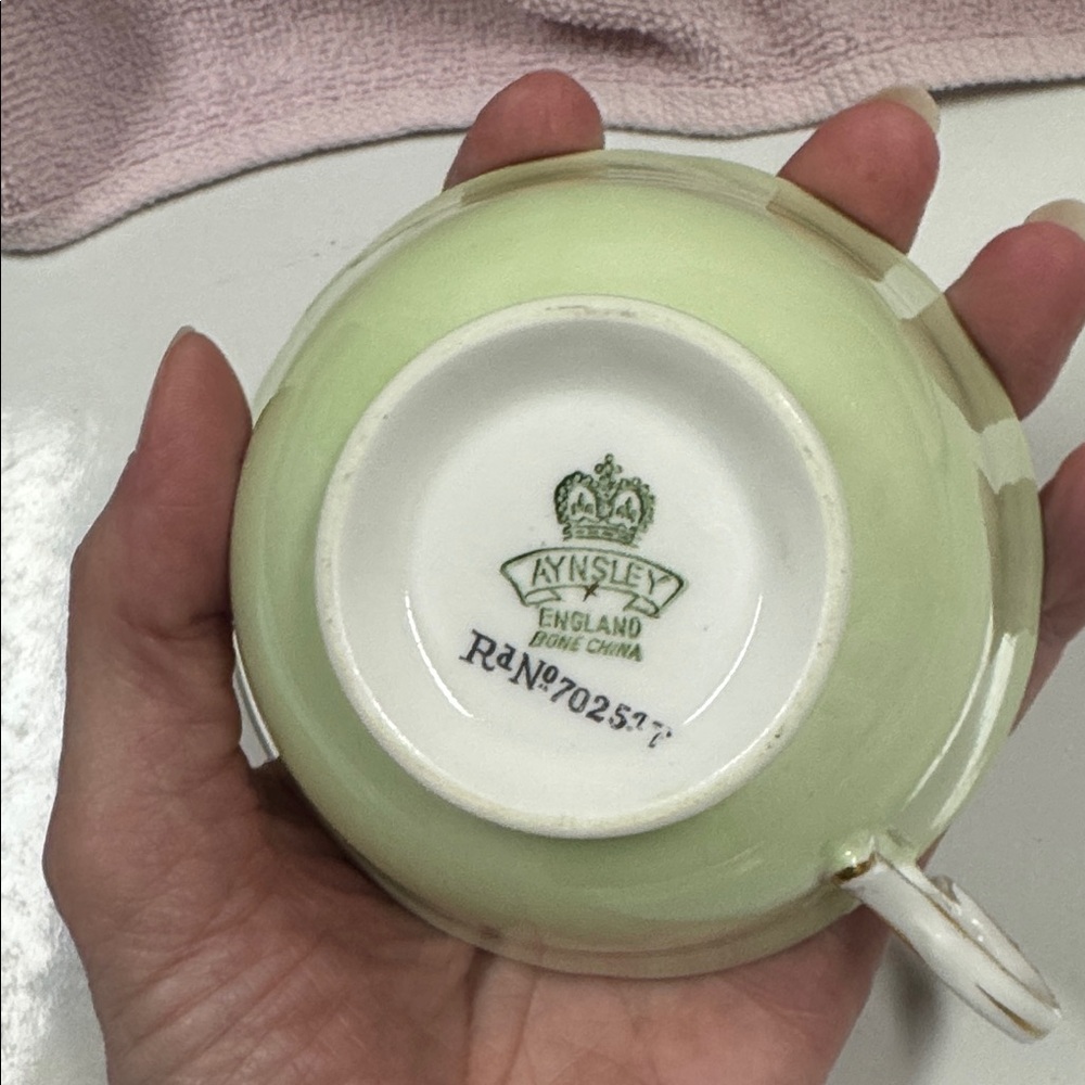 Aynsley Fortune Telling Cup of Knowledge Teacup with Gold Accents Rare Vintage - Picture 7 of 16